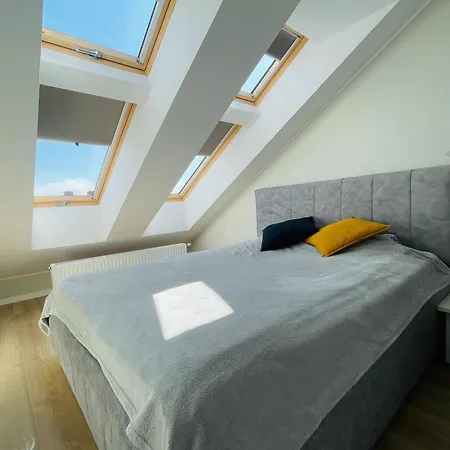 Forest Loft شقة غدينيا